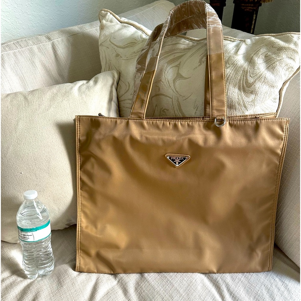 Gorgeous large tote sale!